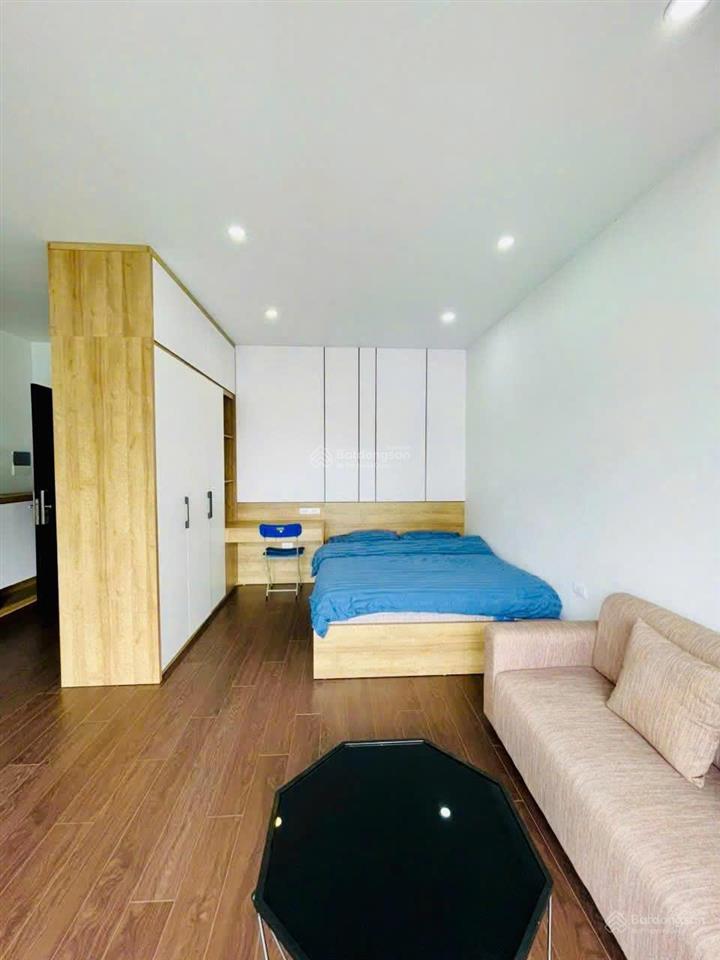 Cho thuê nguyên căn waterfront 8 phòng căn hộ có bếp