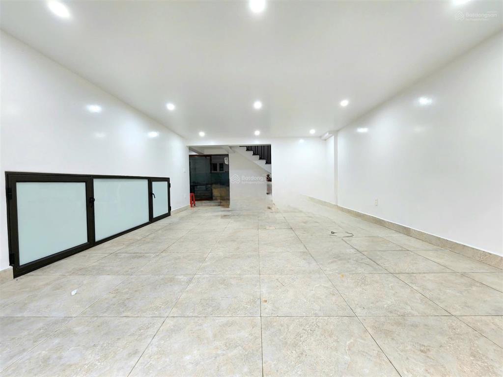 Cho thuê nguyên căn waterfront city 9 phòng ngủ