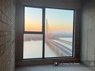 Khách đổi qua căn lớn hơn nên bán nhanh căn 1pn+sun cosmo đn 3,5 tỷ tầng cao dt cho thuê 18tr/tháng