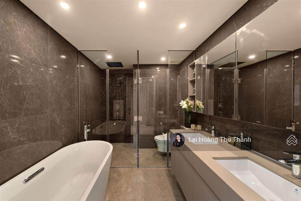 Khách đi mỹ định cư nên bán nhanh căn 2pn view sông hàn the filmore đà nẵng full nội thất có tl