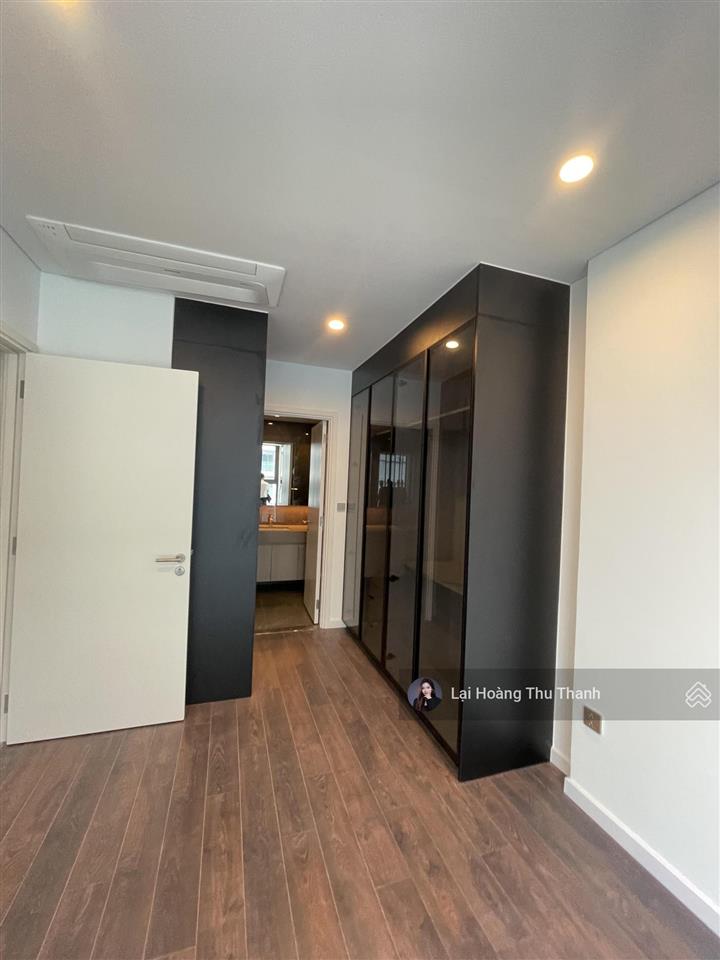 Khách đi mỹ định cư nên bán nhanh căn 2pn view sông hàn the filmore đà nẵng full nội thất có tl