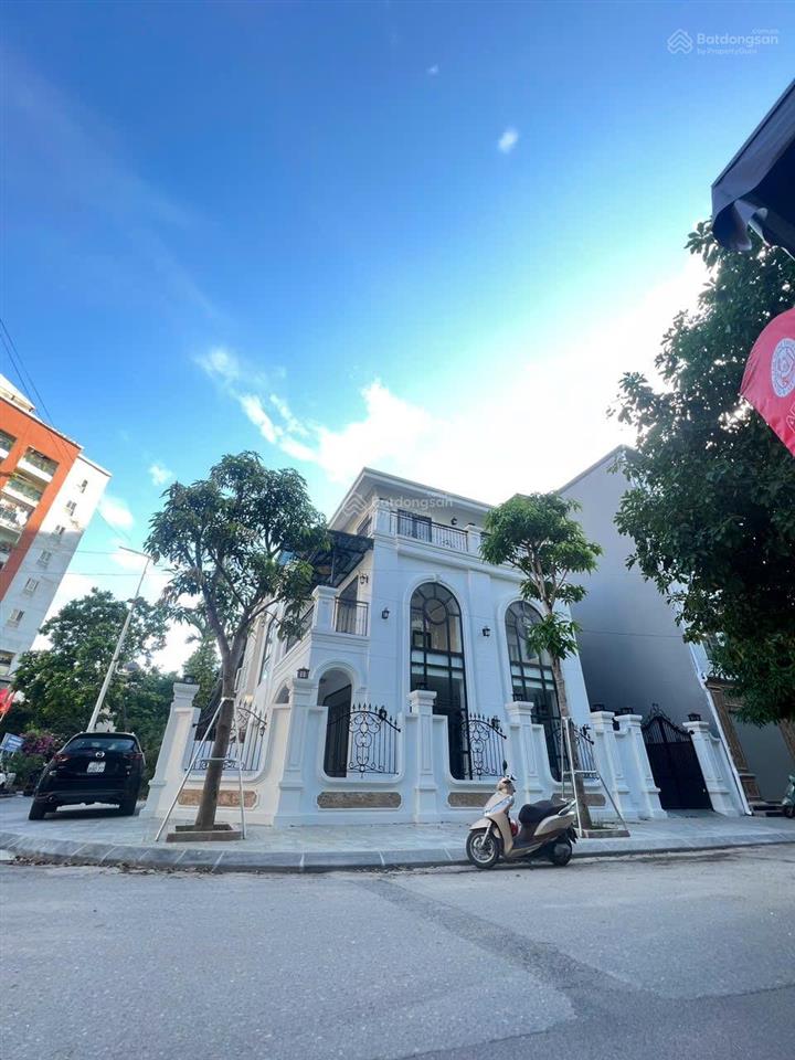 Siêu biệt thự la khê lô góc 2 mặt tiền giá 49,6tỷ báo phí.có thương lượng!!