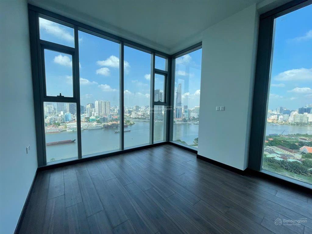 Top good deal empire city tháng 8/2026.  0909 828 ***