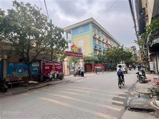 Nhà mới đẹp full nội thất  ngõ thông  5m ô tô tránh kinh doanh  30m ra đường 25m tân triều mới