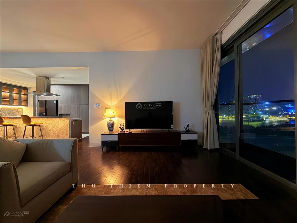 Cove residences chủ gửi bán siêu phẩm 3pn view sông quận 1.