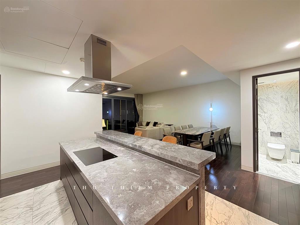 Cove residences chủ gửi bán siêu phẩm 3pn view sông quận 1.