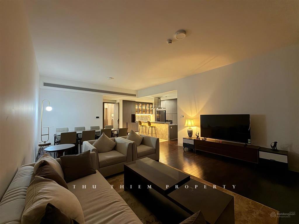 Cove residences chủ gửi bán siêu phẩm 3pn view sông quận 1.