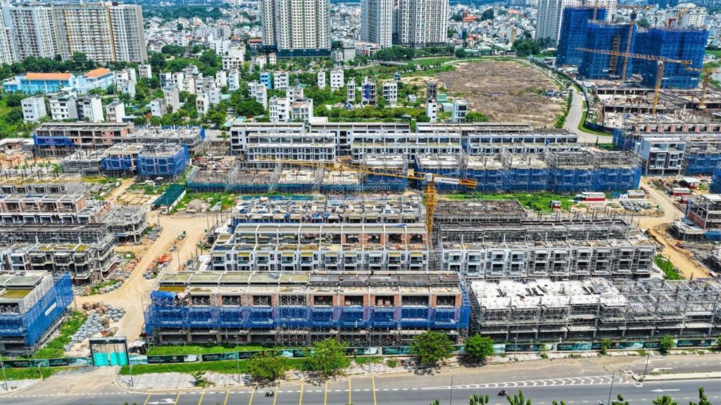 Senturia an phú chủ gửi bán căn shophouse giá cực tốt