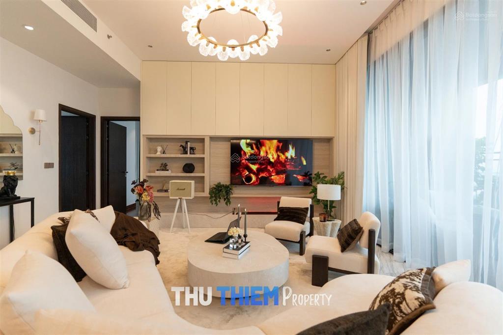 Chủ gửi bán căn 4 phòng ngủ nội thất đẹp tầng cao view sông