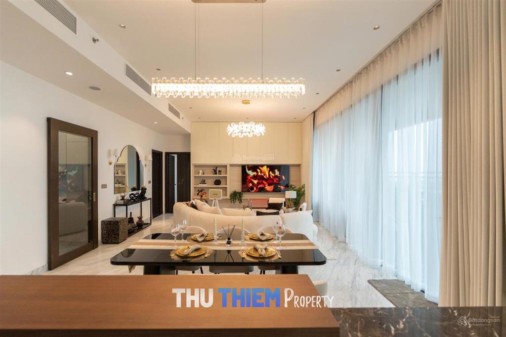 Chủ gửi bán căn 4 phòng ngủ nội thất đẹp tầng cao view sông