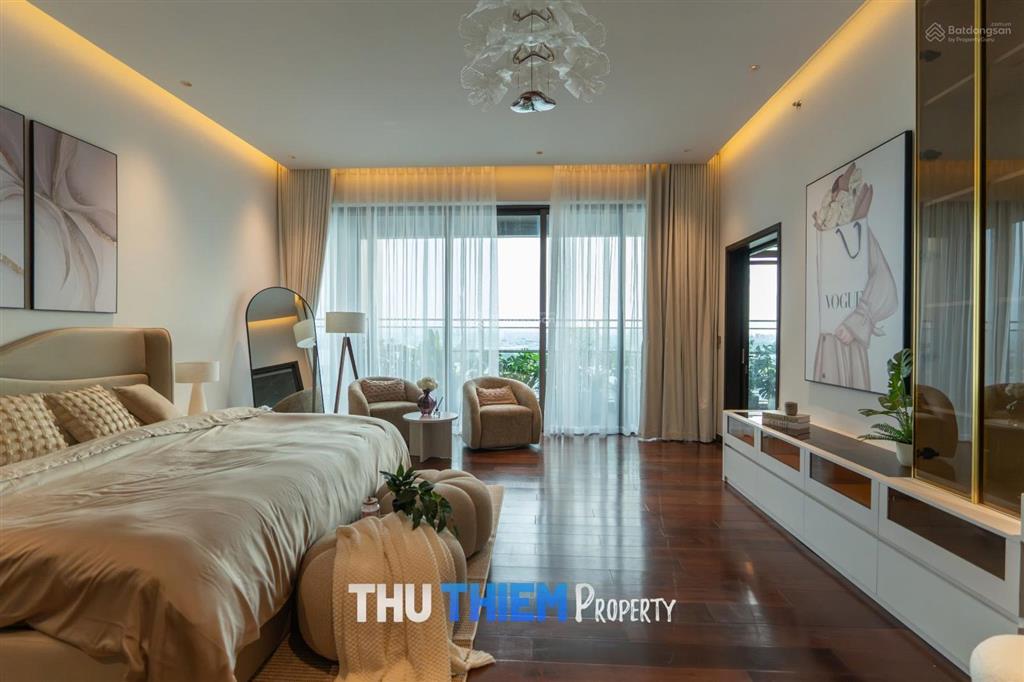 Chủ gửi bán căn 4 phòng ngủ nội thất đẹp tầng cao view sông