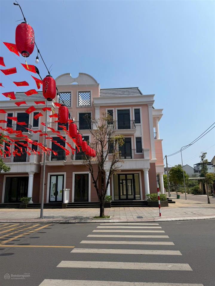 Shop royal park giá sốc chốt ngay căn hg01  47 liền kề shop 75m² xây 264,6m² đối diện công viên