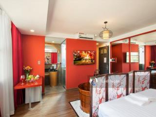 Bán khách sạn cmt8  quận 3 ngay ga metro tương lai  thu nhập 280300 triệu/tháng  1155m2 sàn