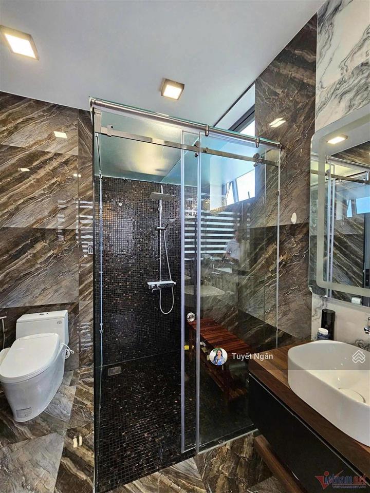 Bán biệt thự ngay võ trường toản, thảo điền  1111m2  220 tỷ