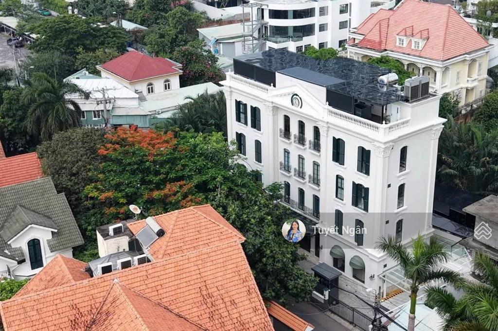Bán đất mặt tiền nguyễn văn hưởng, quận 2  702m2  240 tỷ  chưa có trên thị trường