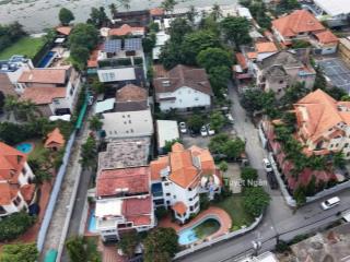 Bán đất mặt tiền nguyễn văn hưởng, quận 2  702m2  240 tỷ  chưa có thị trường