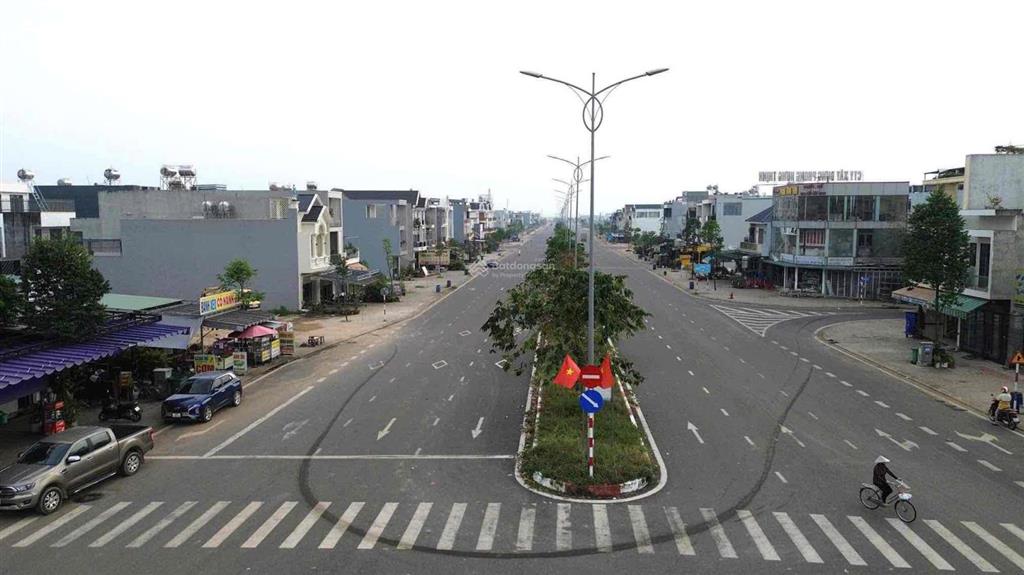 Bán đất mặt tiền dt 769  cạnh sân bay quốc tế long thành giá 18 triệu/m2  sổ hồng riêng