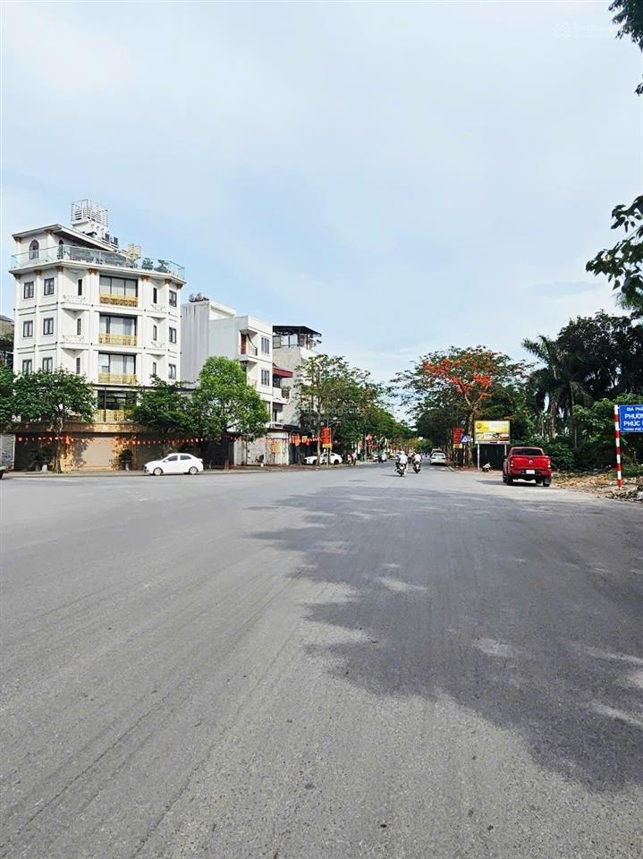Bán đất tặng nhà cấp 4 mới phù hợp gia đình ít người mà cần nhà ở luôn tại phúc lợi, long biên