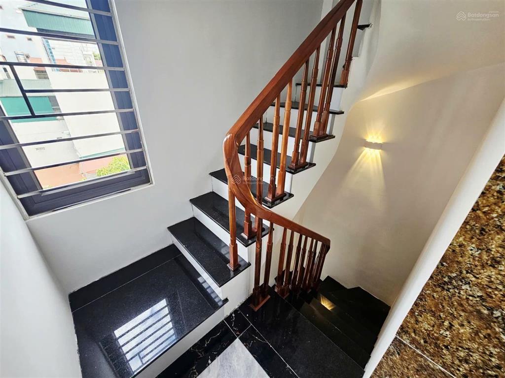 Bán nhà riêng 3pn tại phúc lợi, 7,5 tỷ, 45m2, thang máy lô góc mặt tiền đẹp xuất sắc