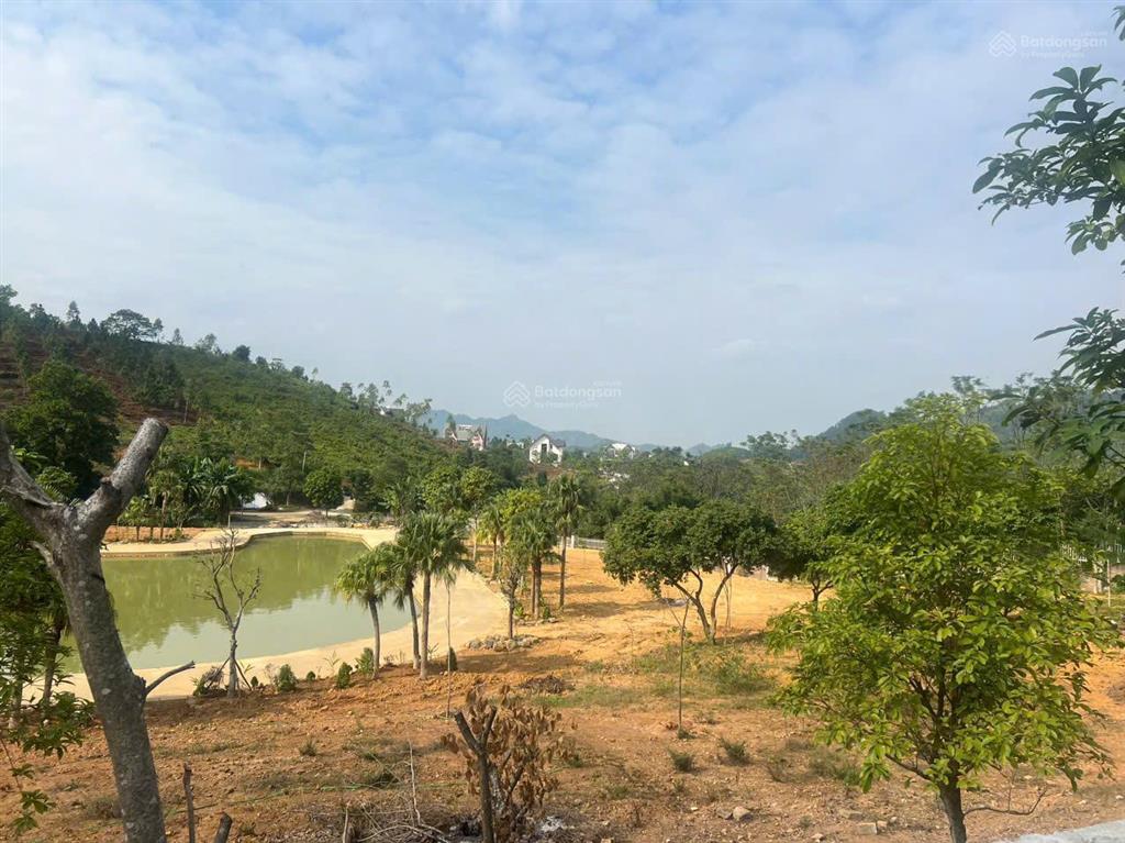 Bán lô đất 1129,7m2, mt hơn 18m, vị trí siêu đẹp tại thôn cố đụng, tiến xuân, thạch thất, hà nội
