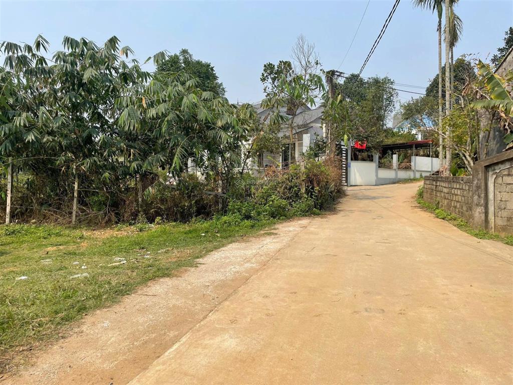 Bán lô đất 206,2m2, thổ cư 150m2 tại thôn chóng, yên bài, ba vì, hà nội