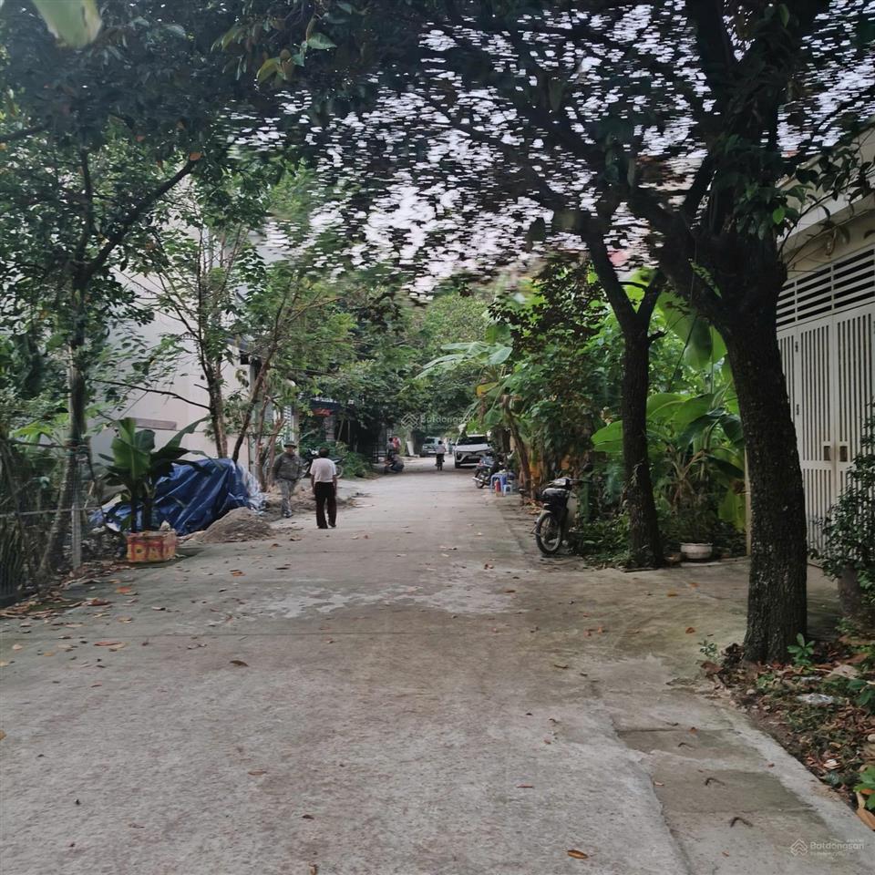 Cần bán lô đất rộng 90m2 full thổ cư tại thôn đồi chè, phường trung sơn trầm, sơn tây, hà nội