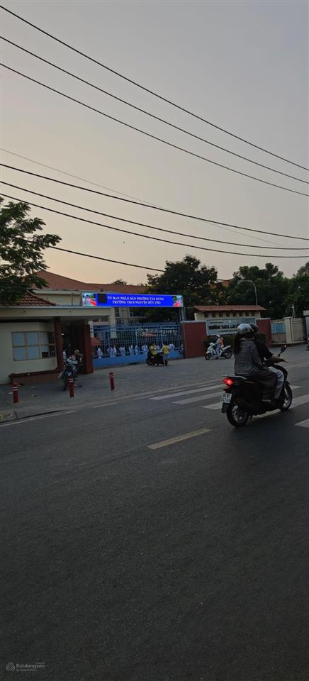 Nhà lô nhì 4 tầng lâm văn bền tân hưng q7 đối điện trường nguyễn hữu thọ q7 giá chỉ hơn 12 tỷ