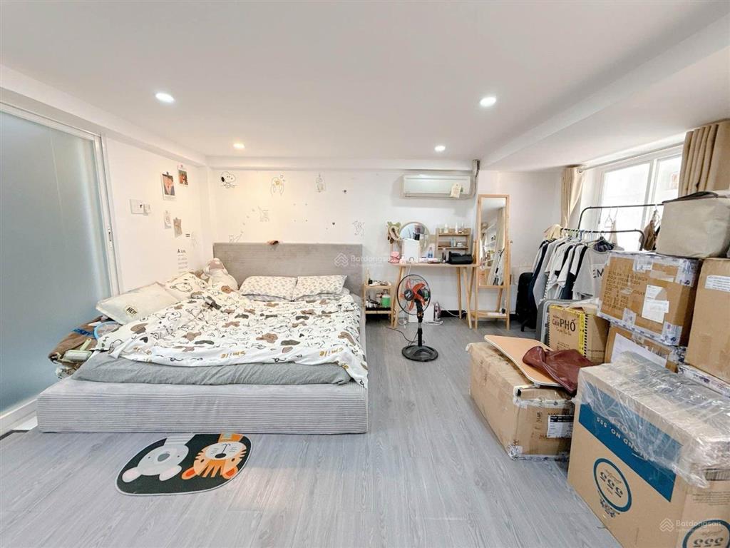 Nhỉnh 6 tỷ nhà 3 tầng hẻm xe hơi sát mặt tiền trần xuân soạn đón sóng cầu nguyễn khoái