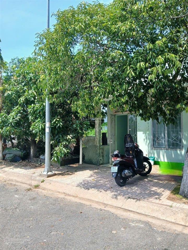 Gấp bán nhà cấp 4 đường số cần giờ bình khánh vin  com dt 200m2, giá nhỉnh 3 tỷ