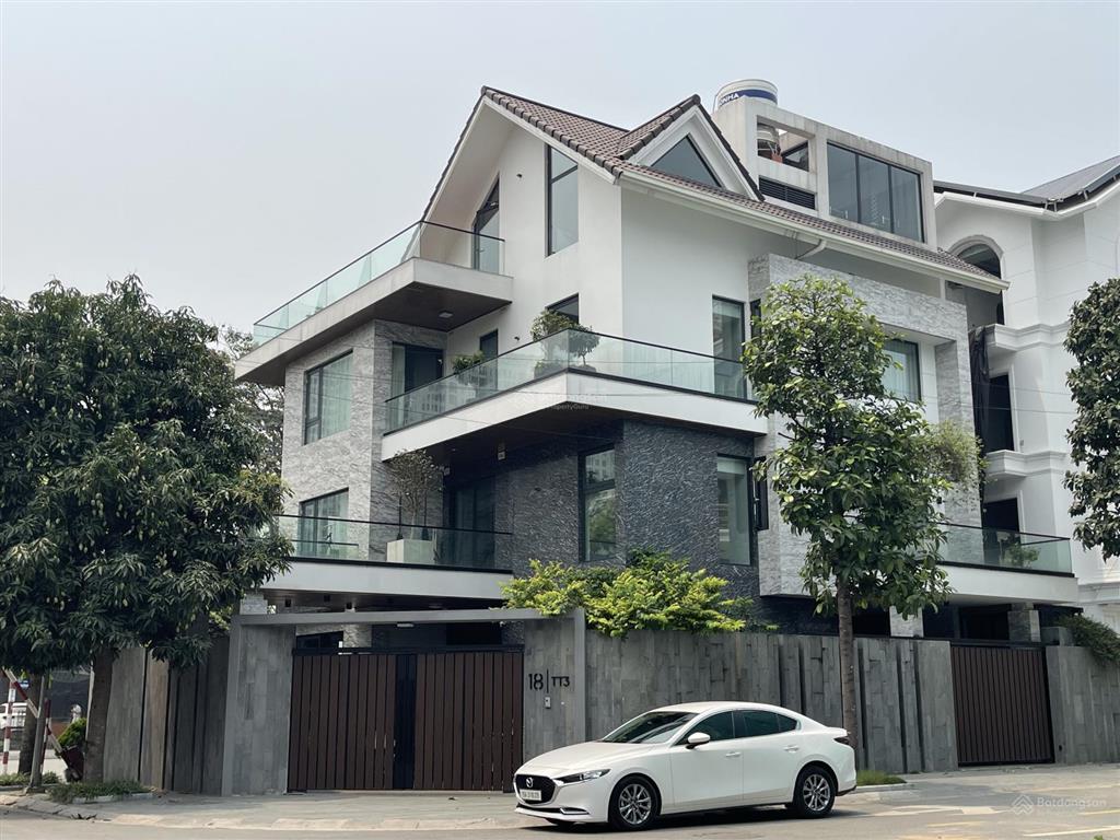 Bán biệt thự thành phố giao lưuphạm văn đồng, 280m2, 4t, mt 46m, 3 mặt tiền!