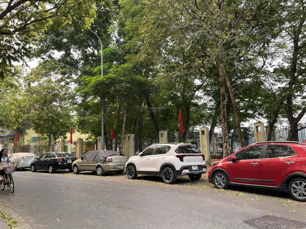 Bán biệt thự mễ trì hạ, 181m2, 5 tầng, mặt tiền 10.5m, ở hoặc kinh doanh đỉnh!