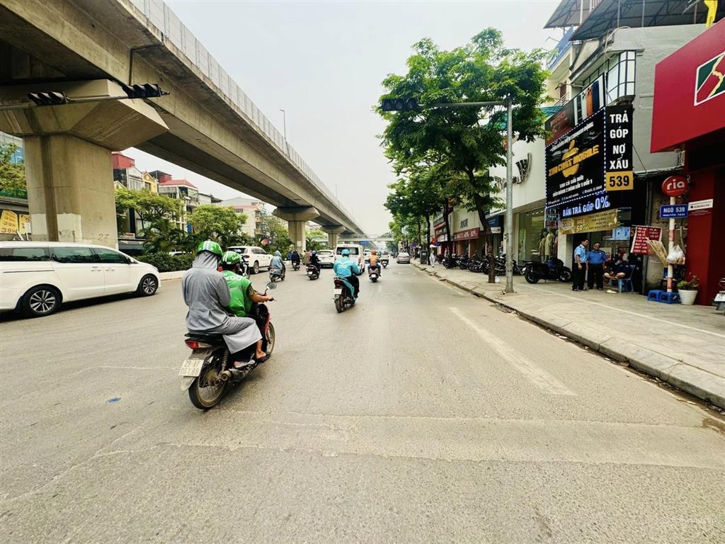 Bán nhà mặt phố nguyễn trãi*ngã tư sở, 140m2, 6 tầng, mt 23m, thang máy, vỉa hè, kinh doanh1