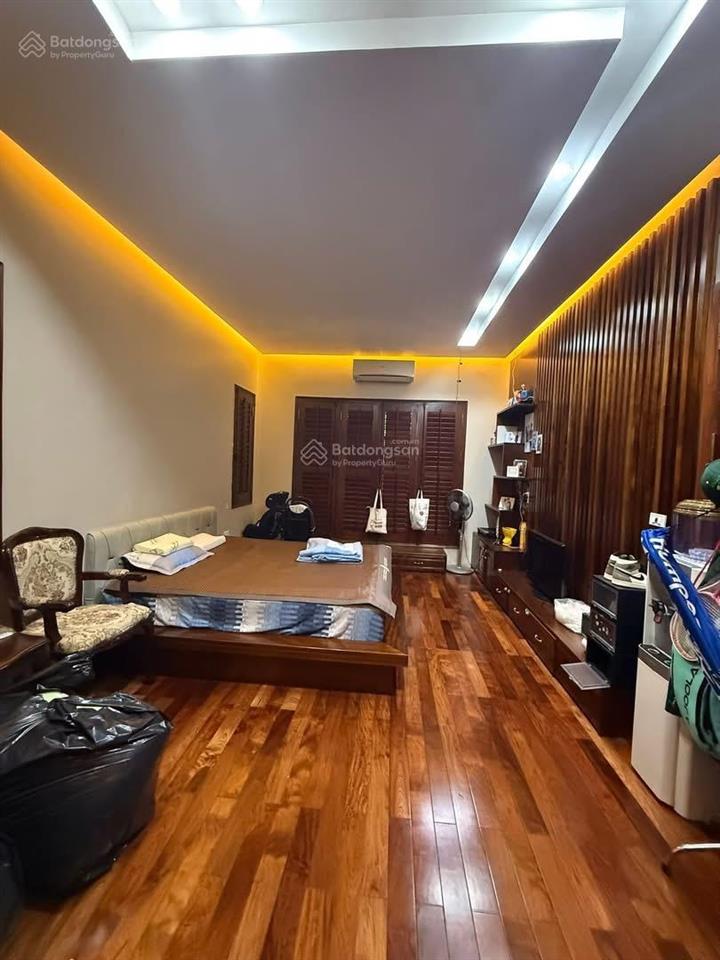 Áp lực tài chính, giảm sốc 33 tỷ! biệt thự mặt phố nguyễn duy trinh, 255m2, 4t, mt 12.5m, gần hồ