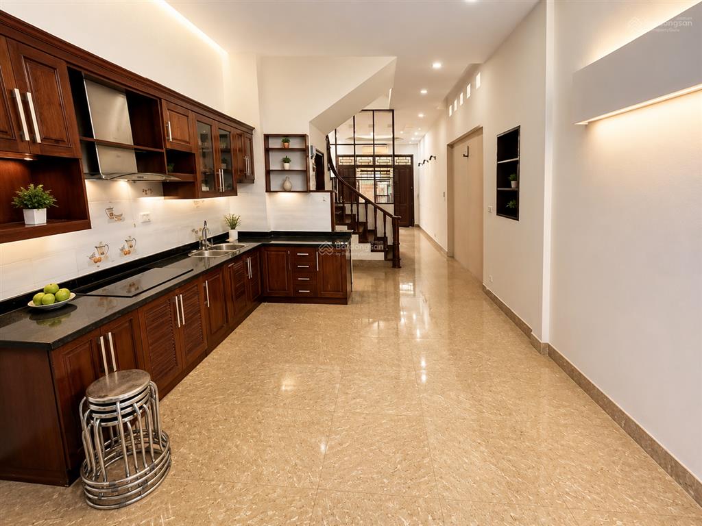 Bán nhà lạc long quân*trịnh công sơn, 75m2, 6 tầng, mt 4.2m, 8 ngủ rộng, gần lotte.