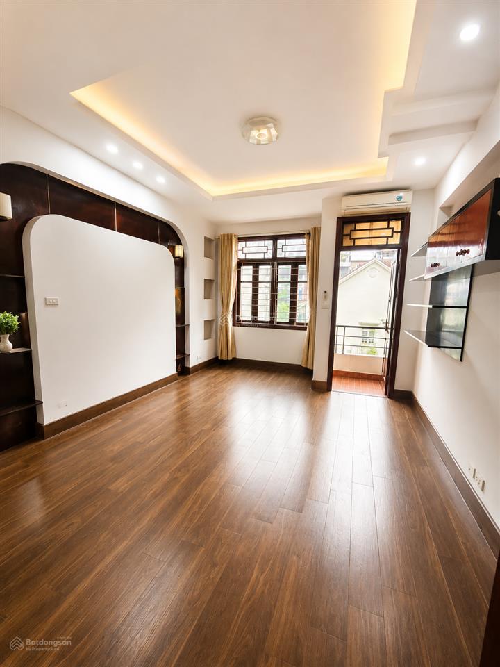 Bán nhà lạc long quân*trịnh công sơn, 75m2, 6 tầng, mt 4.2m, 8 ngủ rộng, gần lotte.