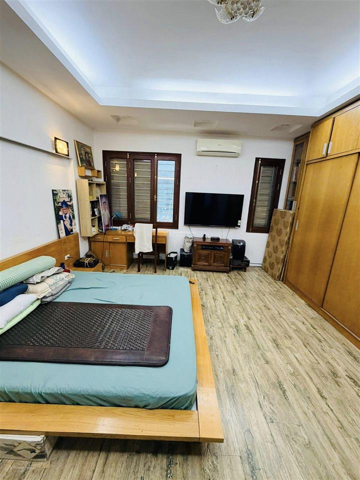 Bán nhà định công thượng, 130m2, 4t, mt 4.6m, ô tô tránh  ô tô vào nhà, cách vành đai 2.5 hơn 400m