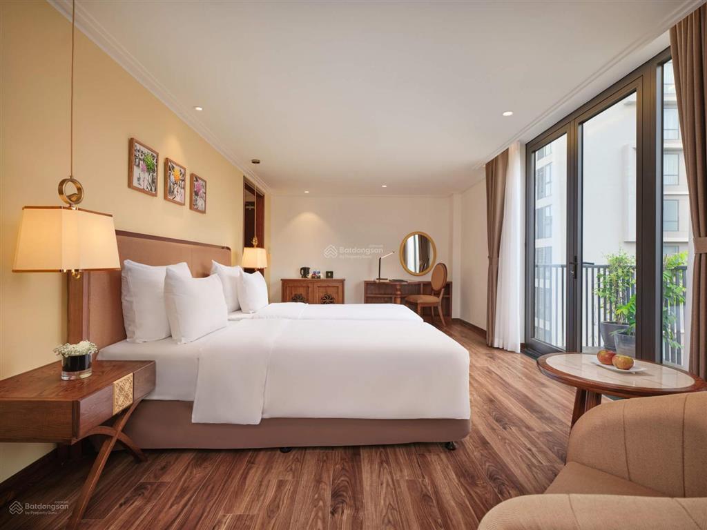 Bán khách sạn 4 sao hai bà trưng, 317m2, 14t, mt 35m, 68 phòng, doanh thu 72 tỷ/năm, hoàn công!