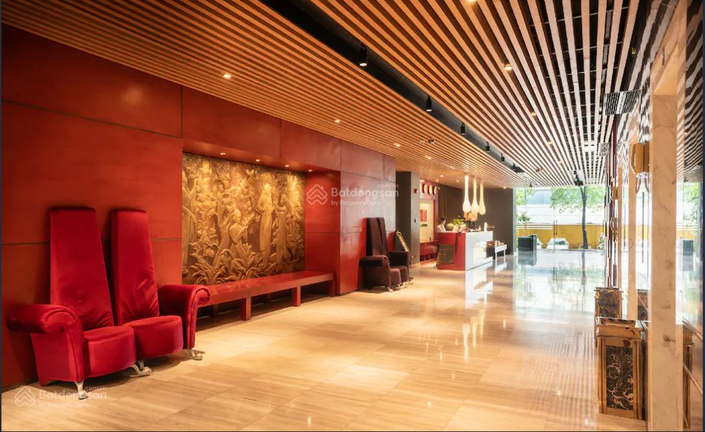 Bán khách sạn duy tân, 850m2, 14t, mt 18m, 70 phòng, doanh thu 25 tỷ/năm, hoàn công