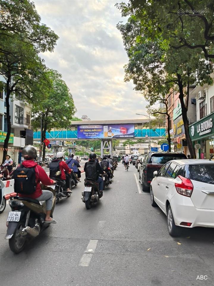 Bán nhà lê thanh nghị  bạch mai, 99m2, 4t, mt 7.1m, ô tô tránh ba gác, gần phố