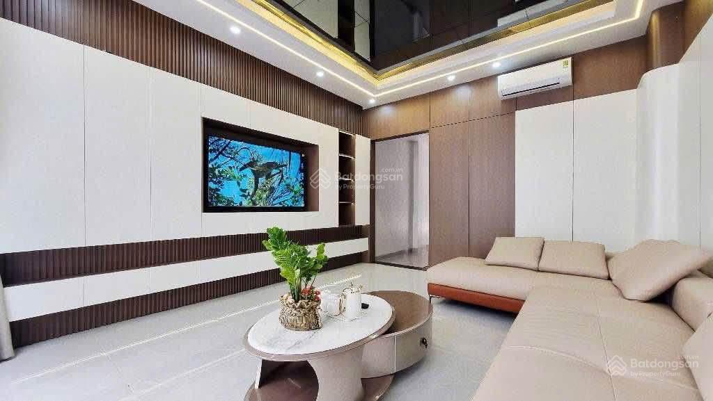 Bán nhà định công, 80m2, 5 tầng, mt 4.7m, ô tô tránhthông, thang máy, qh ổn định!