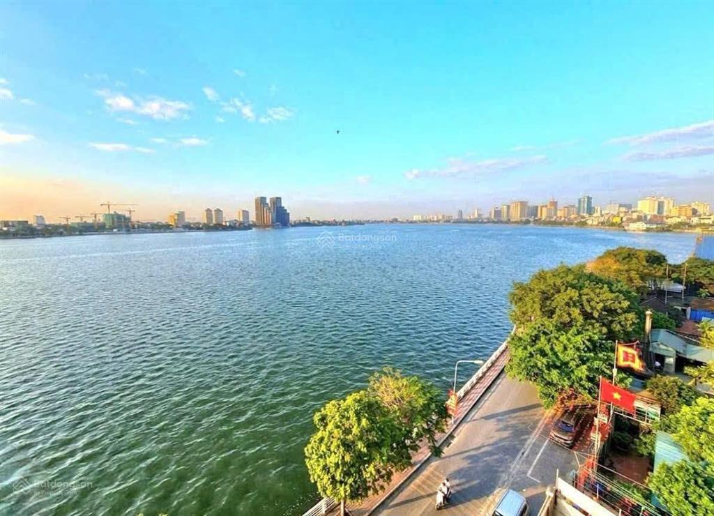 Bán nhà mặt phố quảng khánh, quảng an, 376.5m2, mt 11m, view hồ, gần nhà hát ngọc trai.