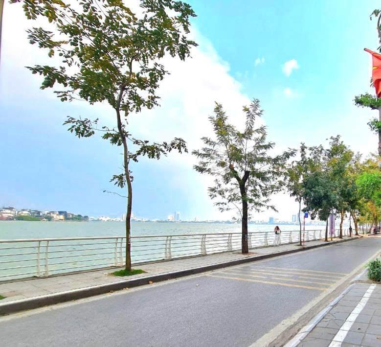 Bán nhà mặt phố quảng khánh, quảng an, 376.5m2, mt 11m, view hồ, gần nhà hát ngọc trai.
