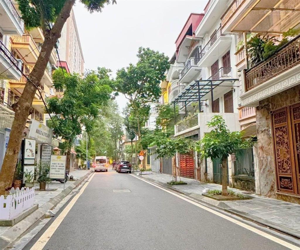 Bán nhà khu đtm định công  vành đai 2.5, 95m2, 4t, mt 18m, lô góc, 2 ô tô tránh, quy hoạch ổn định