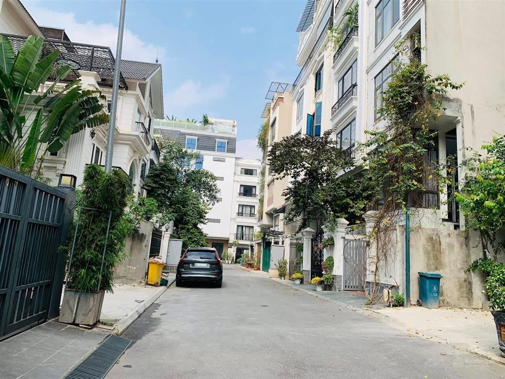 Bán nhà khu đtm định công  vành đai 2.5, 95m2, 4t, mt 18m, lô góc, 2 ô tô tránh, quy hoạch ổn định