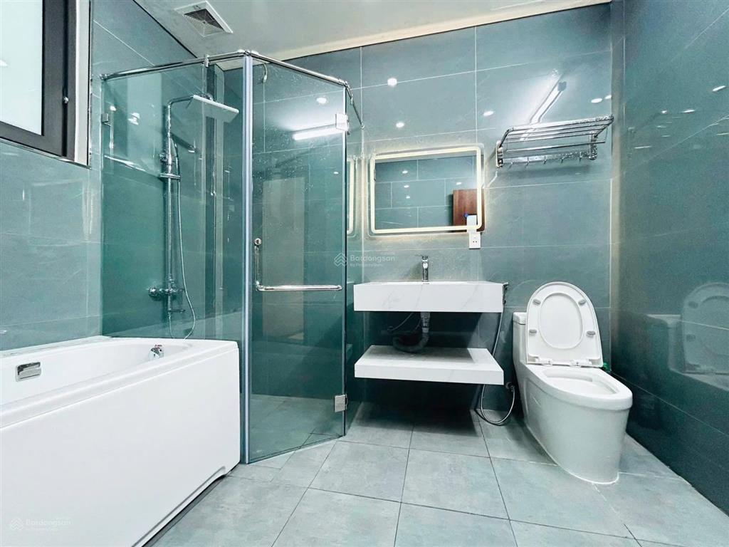 Giảm 600tr! nhà đẹp yên hòatrung kính, 32m2, 4t, 3 ngủ, ô tô 7 chỗ đỗ cửa, gần phố, qh ổn định!