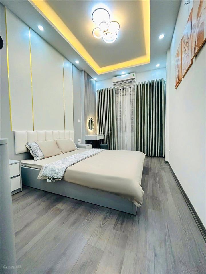 Giảm 600tr! nhà đẹp yên hòatrung kính, 32m2, 4t, 3 ngủ, ô tô 7 chỗ đỗ cửa, gần phố, qh ổn định!