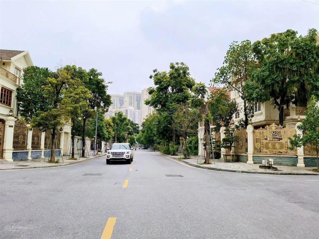 Ngộp bank! bán nhà ngay kđt văn phú, 201m2, 4t, mt 11m, ô tô dừng đỗ, ở/kinh doanh văn phòng