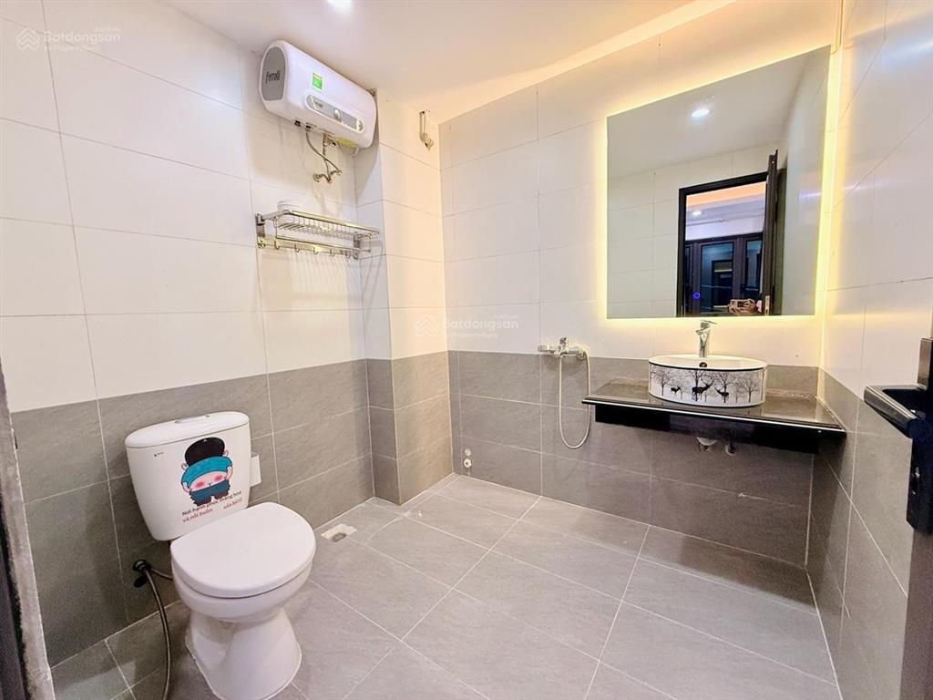 Bán nhà lê quang đạomễ trì, 32m2, 6 tầng, mt 5.3m, 4 ngủ, oto 7 chỗ đỗ cửa, gần phố, nhỉnh 8 tỷ!