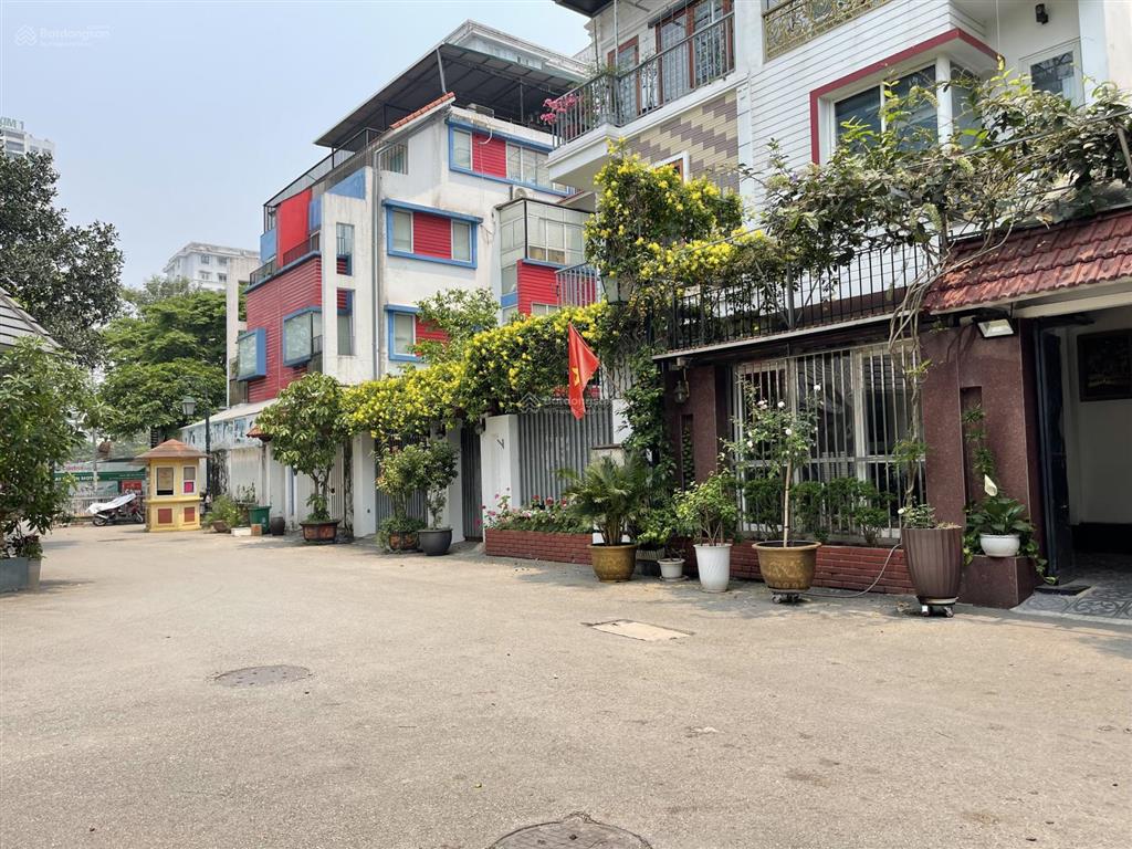 Bán nhà mễ trì thượng, 120m2, 4t, mt 20m, vỉa hè, kinh doanh!