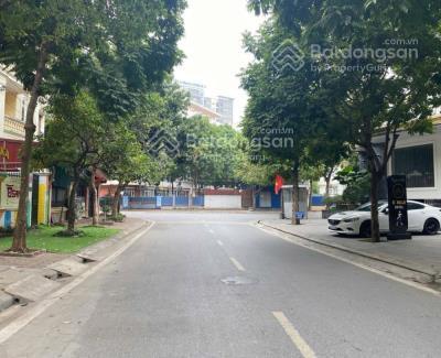 Bán liền kề mặt phố trung văn, 90m2, 4t, mt 4.5m, vị trí đẹp phố